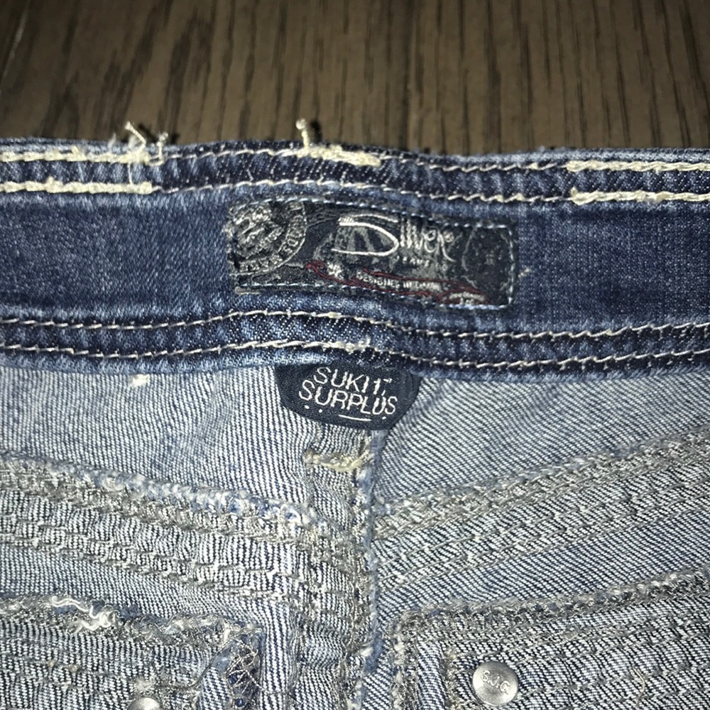 Silver Jeans - Picture 3 of 8